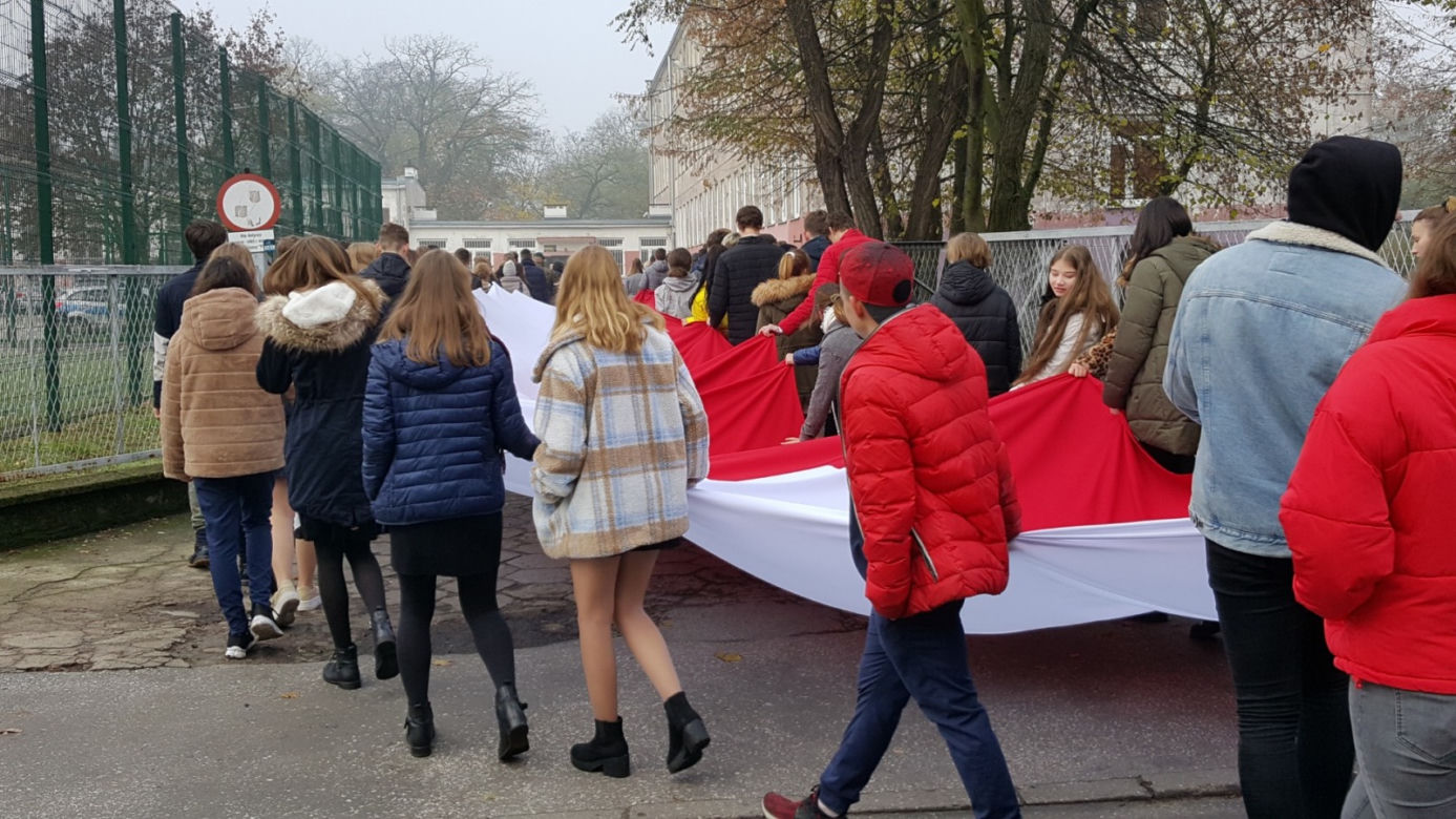 Piękna lekcja historii w VII LO w Bydgoszczy