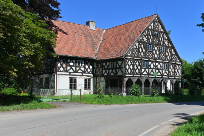 Dom podcieniowy Stalewo