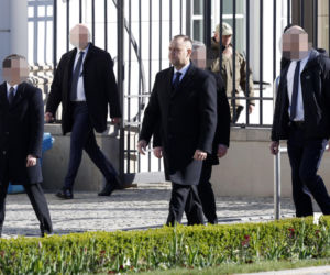 Rocznica katastrofy smoleńskiej. Prezydent Nawrocki uczcił pamięć zmarłych