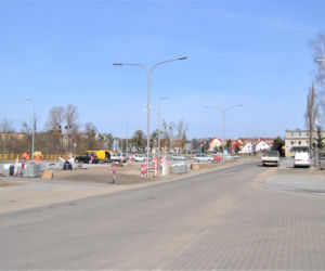 Remont przed dworcem PKP w Iławie - marzec 2020