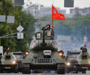 Okrojona Parada Zwycięstwa w Moskwie. Rosja rezygnuje z ciężkiego sprzętu
