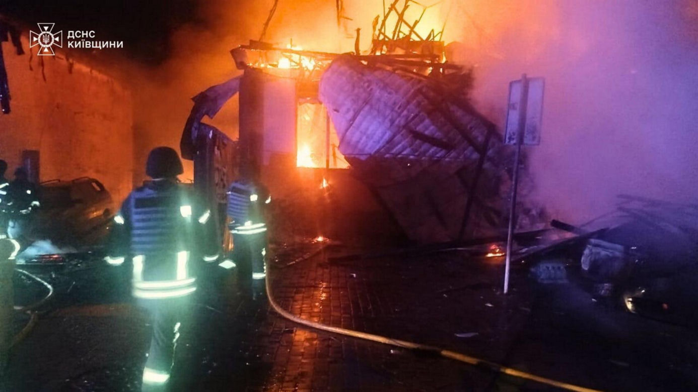 Kijów odcięty od prądu, wybuchy i pożary. Wielki atak Putina