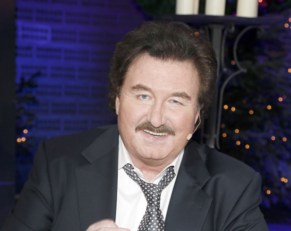 KRZYSZTOF KRAWCZYK
