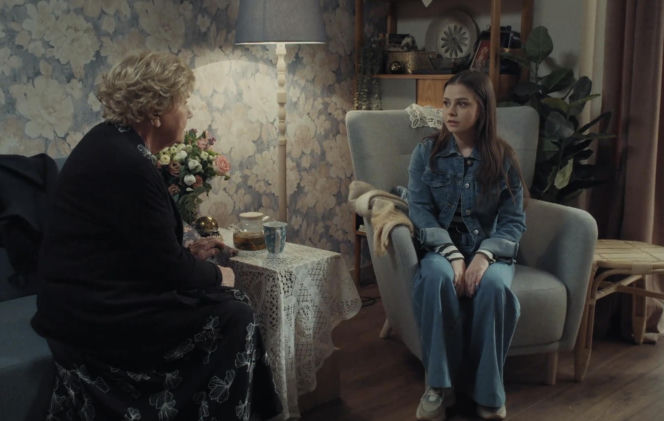 M jak miłość, Basia (Karina Woźniak), Barbara (Teresa Lipowska)