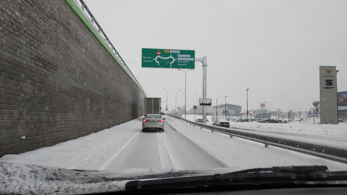 Koszmar na podlaskich drogach 4.02.2021. Zdjęcia internautów z grupy Kolizyjne Podlasie