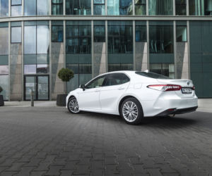 Toyota Camry 2.5 Hybrid 218 KM e-CVT Executive + VIP