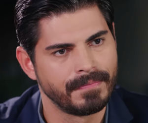 Panna młoda. Cihan spędza noc z Hancer, a Beyza usiłuje go uwieść