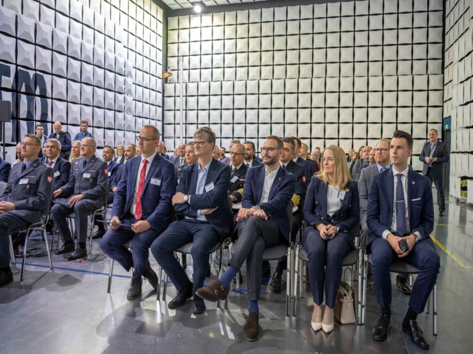 Uroczystość wmurowania kapsuły pod budowę Centrum Elektroniki Militarnej