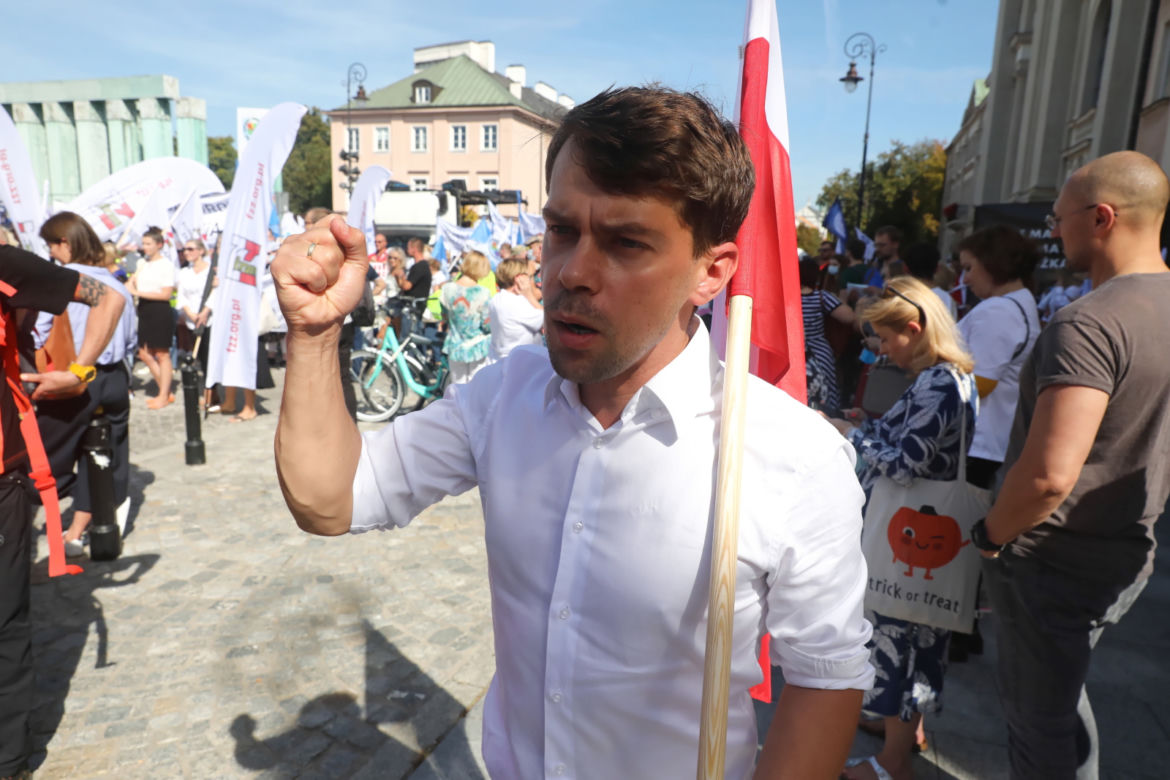 Pracownicy służby zdrowia protestują wspólnie