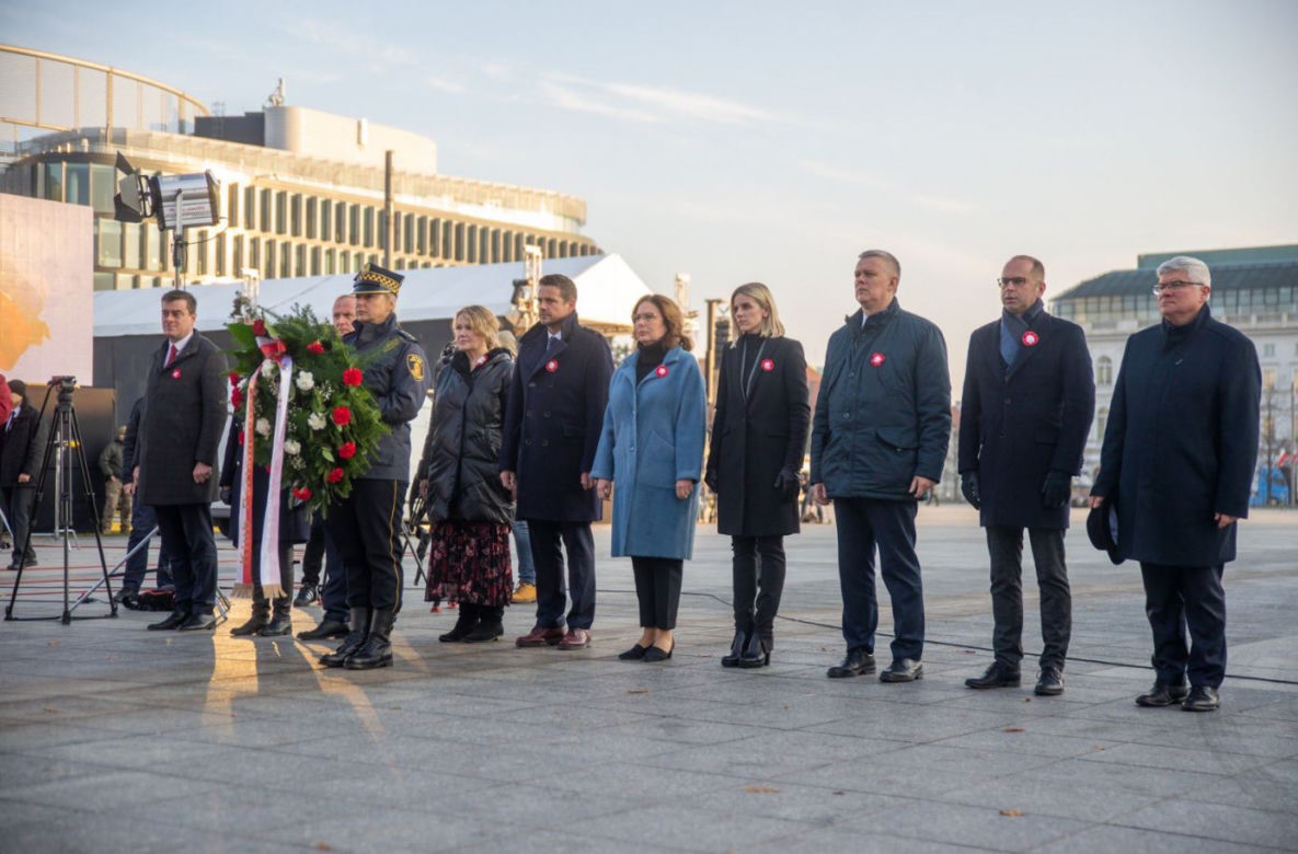Rafał Trzaskowski złożył kwiaty przy Grobie Nieznanego Żołnierza