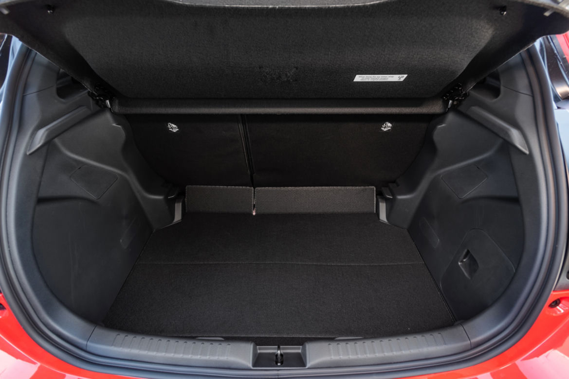 2020 Toyota Yaris 1.5 HYBRID Premiere Edition (Tokyo Fusion)