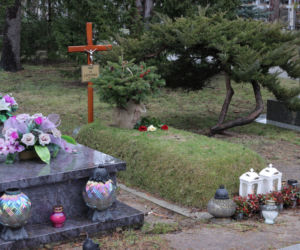 Tak wygląda grób Jana Lityńskiego w pierwszą rocznicę śmierci 