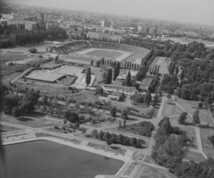 Warszawa miała lotnisko w samym centrum miasta. Dzisiaj jest tam wielki park!