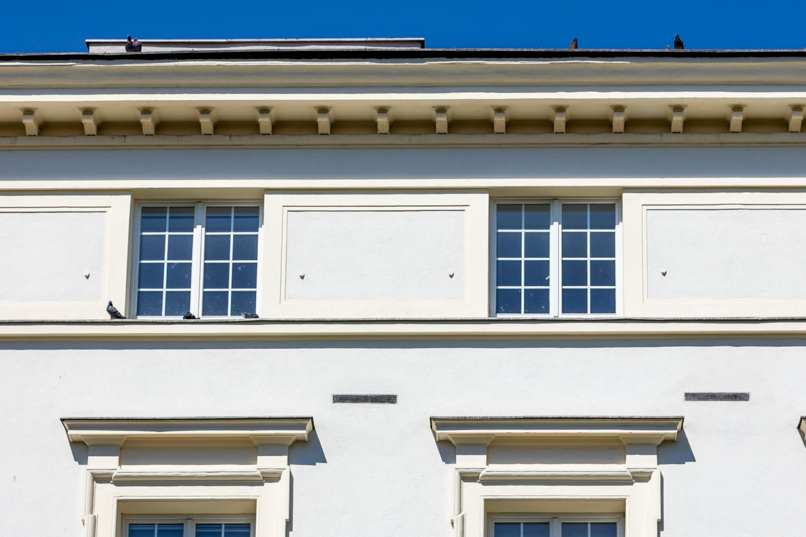 Foksal 10 w Warszawie