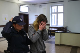19-letnia Nikola z Bielska-Białej zaatakowała matkę nożem. Powód ataku mrozi krew w żyłach