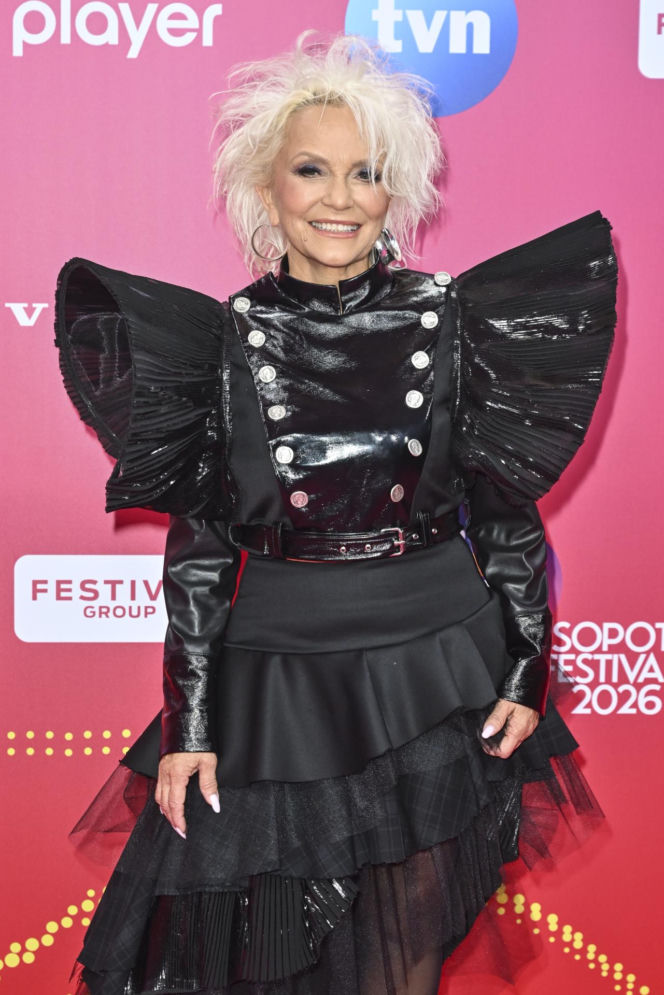 Małgorzata Ostrowska podgrzała atmosferę w Sopocie. Jej stylizacja powala na łopatki!