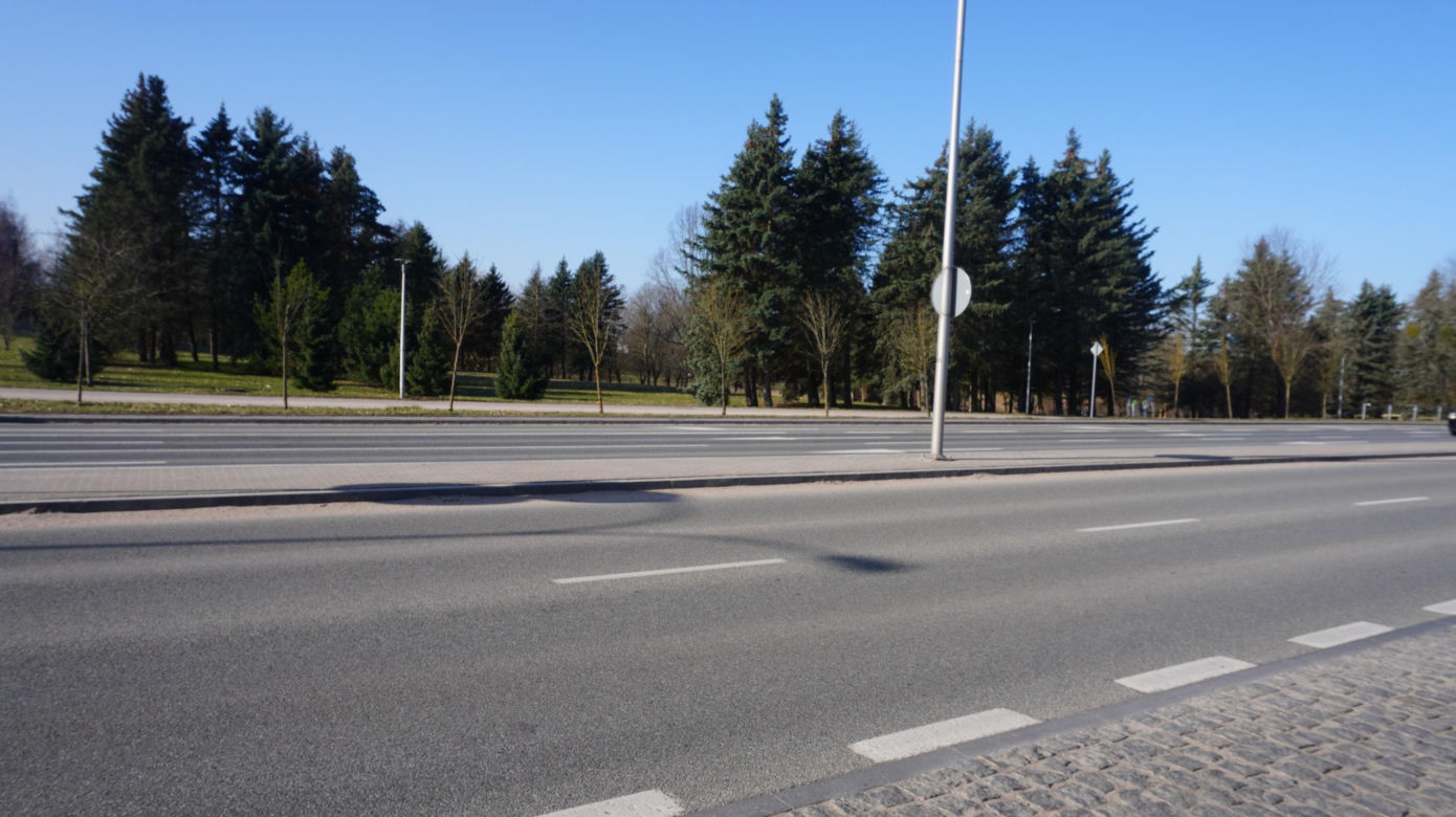 To najdłuższa ulica w Olsztynie. Przebiega aż przez trzy osiedla. Zaskakujące, ile ma metrów!