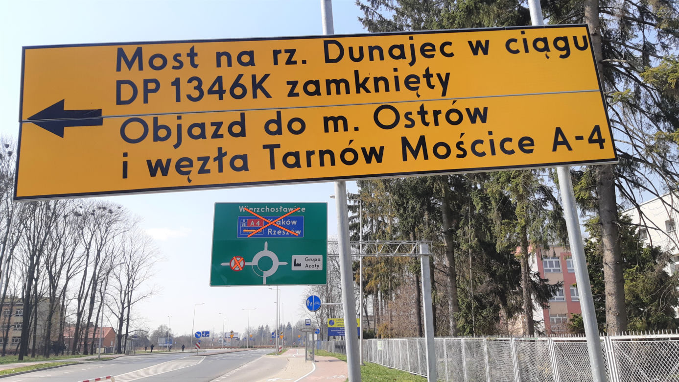 Most w Ostrowie - mija pół roku od zamknięcia