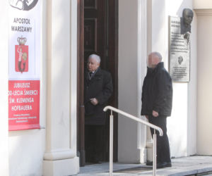 Kaczyński modlił się za Polskę
