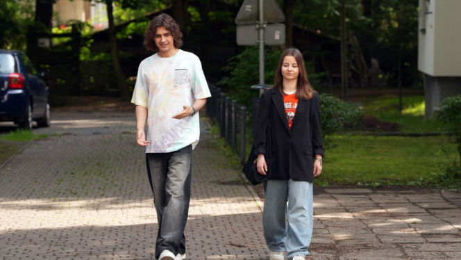 Barwy szczęścia, odc. 3287. Ewa (Gabriela Ziembicka), Romeo (Jacek Tyszkiewicz)