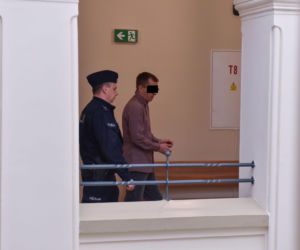 Paweł W. mógł zabić młode małżeństwo przygniatając ich samochodem do ściany