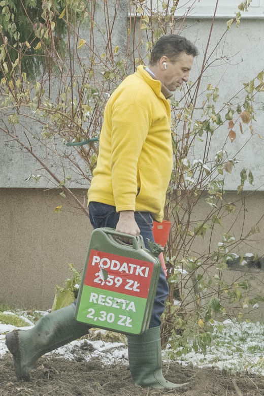 Jarosław Sachajko. Poseł walczy z kretem