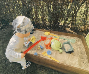 Stasio ma nowy dom. Rodzice pokochali go za zdjęcie z samochodzikiem