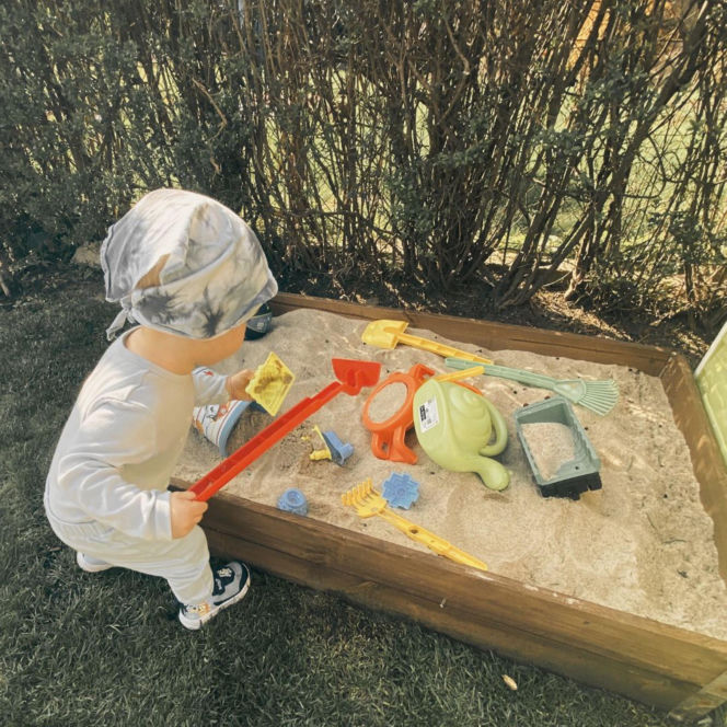 Stasio ma nowy dom. Rodzice pokochali go za zdjęcie z samochodzikiem