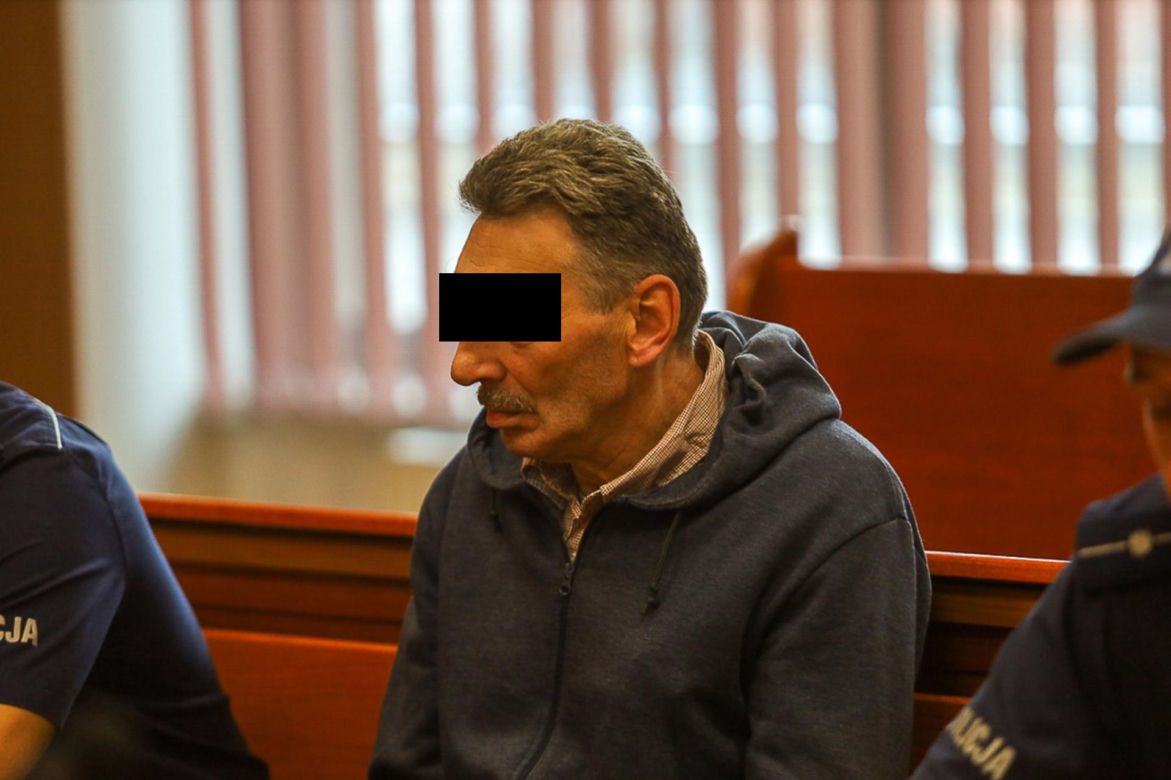Zabił siekierą kolegę od kieliszka, napił się i poszedł spać
