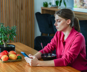 Szpital św. Anny, odcinek 91: Matka Darii odkrywa wyniki testu na ojcostwo i żąda, by córka wyjawiła prawdę