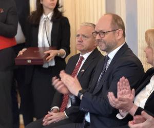 Wręczenie Krzyża Wielkiego Orderu Zasługi RP rodzicom Michaela Ollisa w Waszyngtonie, DC