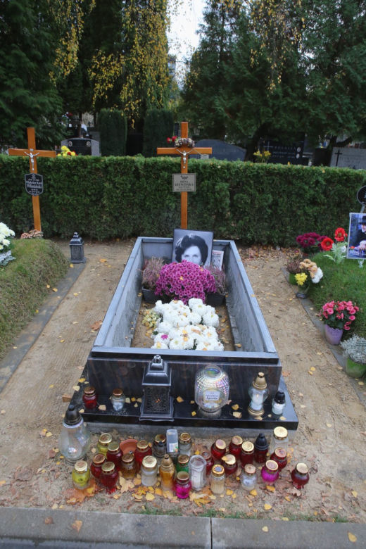 Groby znanych. Ścibor-Rylski, Kłosowski, Wachowicz, Jackowska