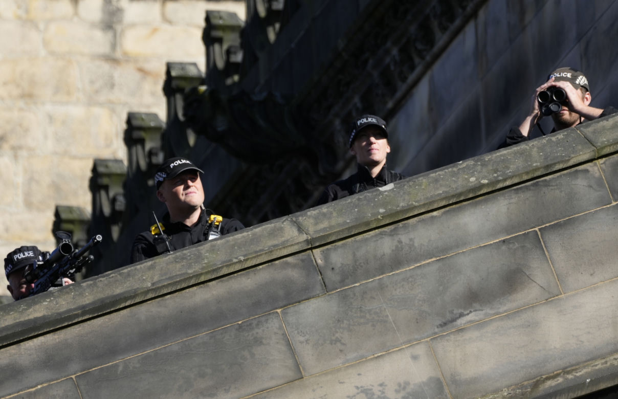  Tak strzeżono pogrzebu królowej! Szokujące szczegóły wielkiej operacji ujawnione