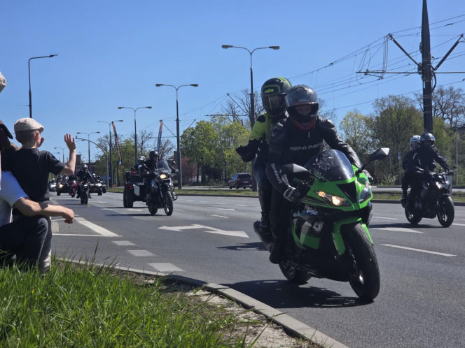 Tysiące motocykli znów podbiły Bydgoszcz! Barwna parada otworzyła sezon