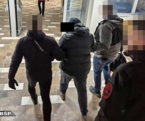 Używał fałszywych tożsamości i ukrywał się latami. Polsko-czeska akcja dopadła Piotrusia.