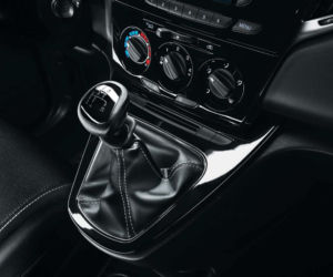 Lancia Ypsilon MOMODESIGN