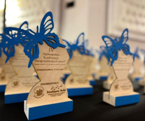 Świat Niebieskich Motyli w Starachowicach. Jak IV Ogólnopolska Konferencja zmienia rzeczywistość osób w spektrum autyzmu