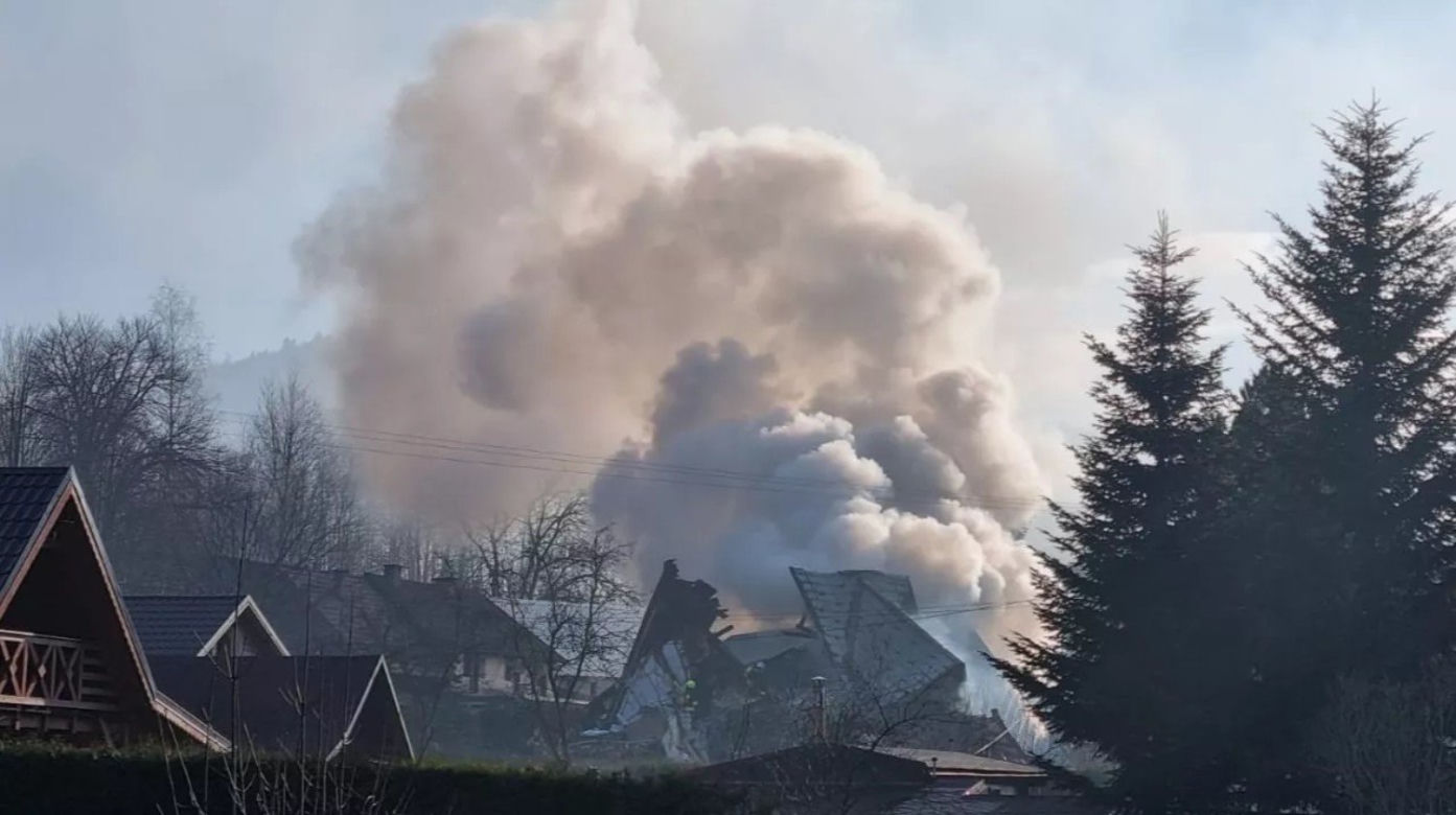 Ruszyła zbiórka na pomoc rodzinom poszkodowanym w eksplozji domu w Ustroniu