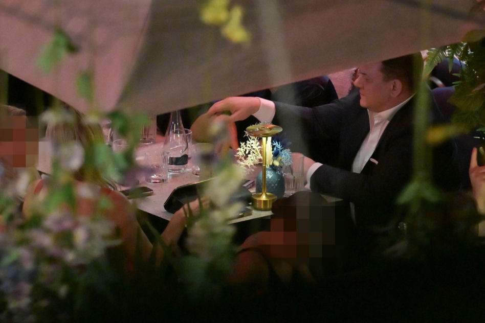 Joanna Krupa w objęciach Dominika Tarczyńskiego.