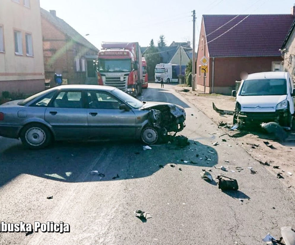 Policyjny pościg za kierowcą citroena