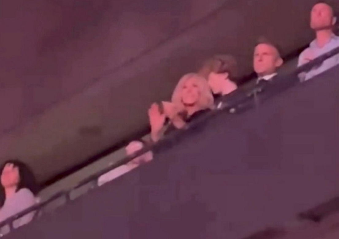 Francja płonie, Macronowie się bawią! Te zdjęcia oburzyły Francuzów