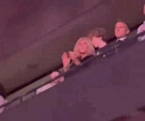 Francja płonie, Macronowie się bawią! Te zdjęcia oburzyły Francuzów