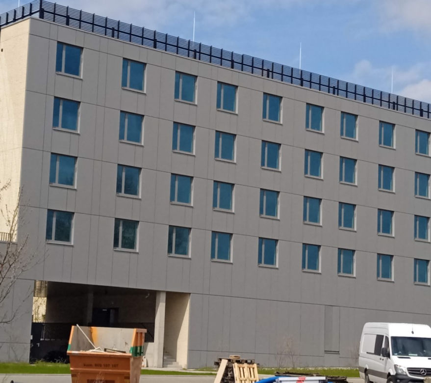Nowy akademik na Morasku na ukończeniu