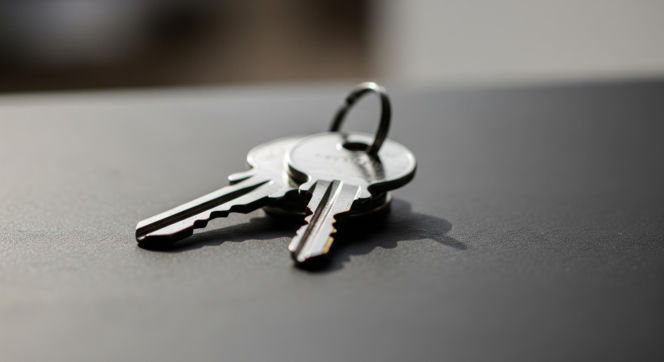 Skradziono klucze motorniczego. Jak złodziej sam zostawił policji trop?