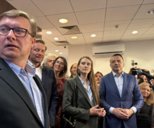 Łukasz Gibała po I turze w Krakowie. Wbił szpilę „warszawskim politykom”