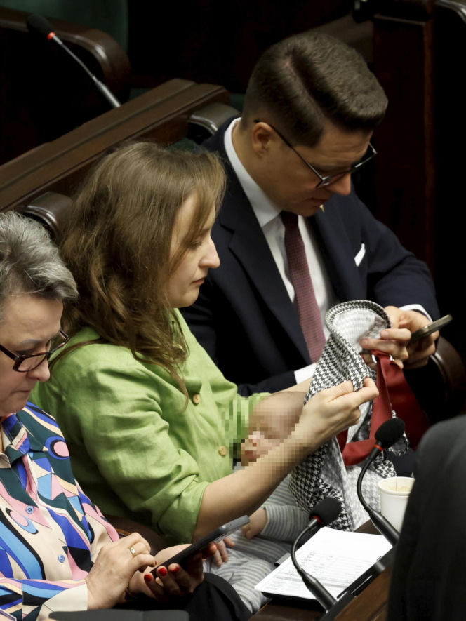 Bosakowie przyszli do Sejmu ze Stefankiem