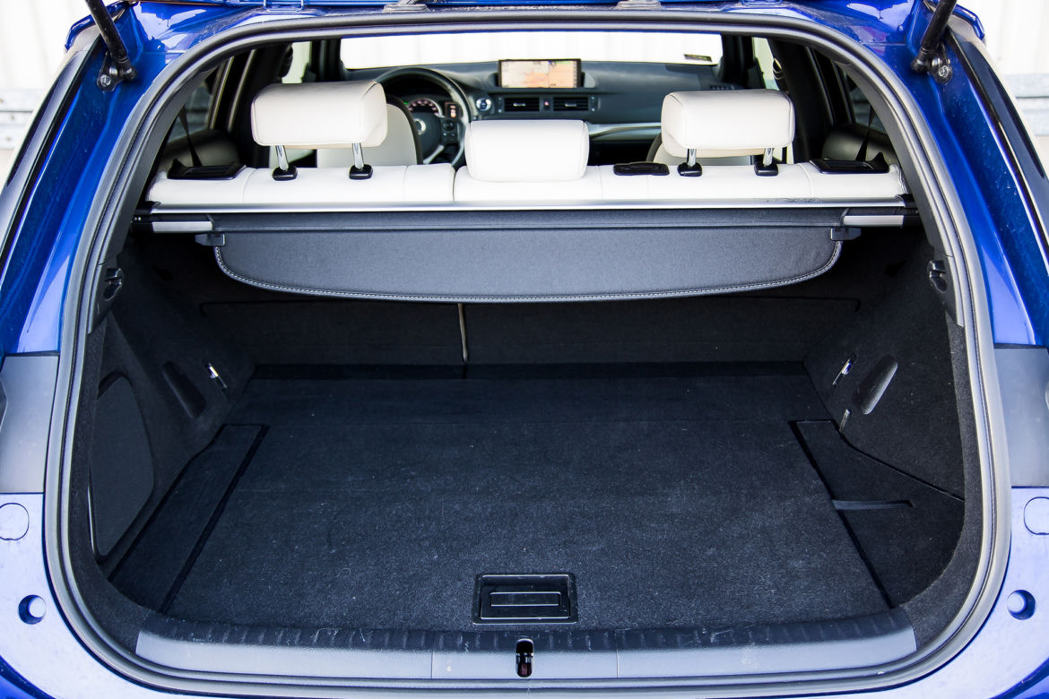 Lexus CT 200h F Sport 1.8 Hybrid 136 KM