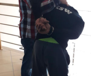 Ruszył z granatem na szwagra!