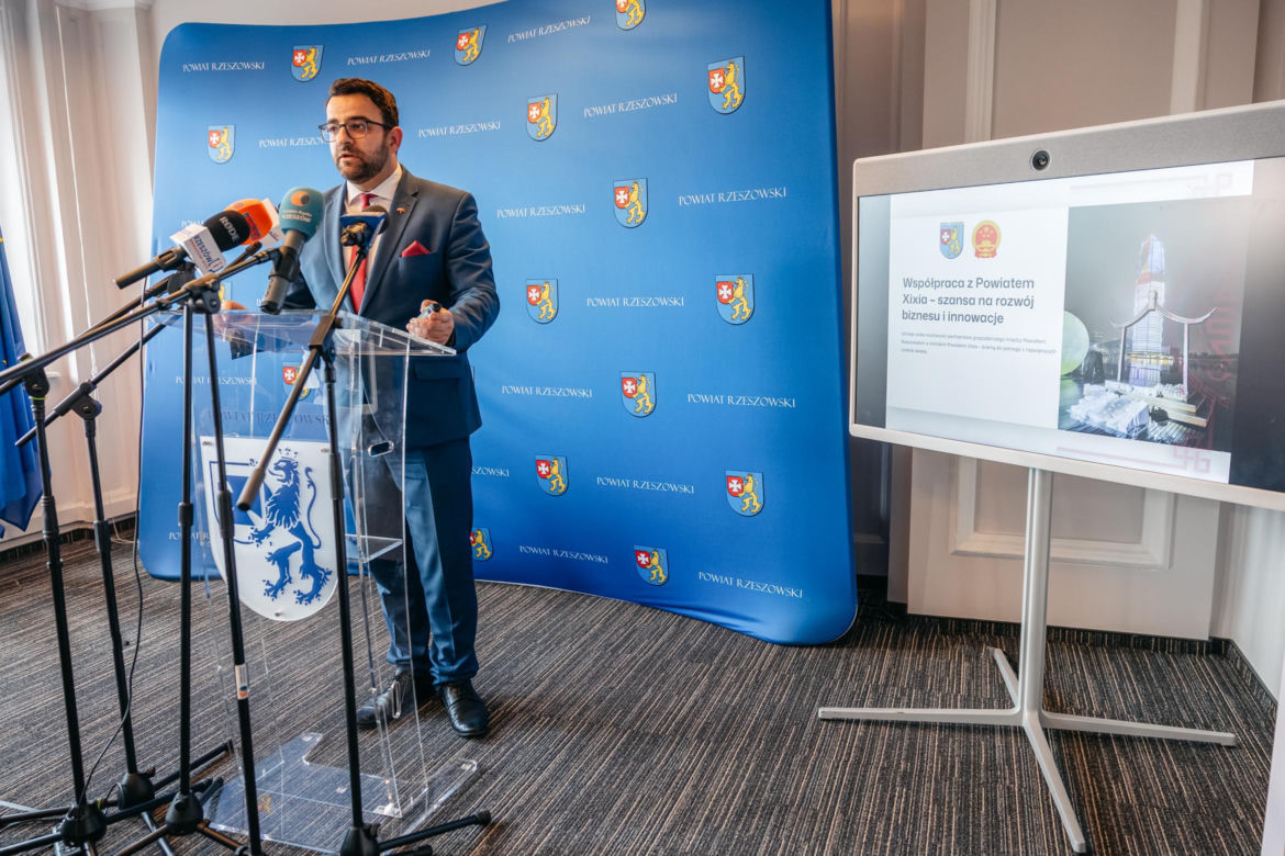 Nowy rozdział w relacjach biznesowych: Powiat Rzeszowski i Xixia otwierają się na współpracę