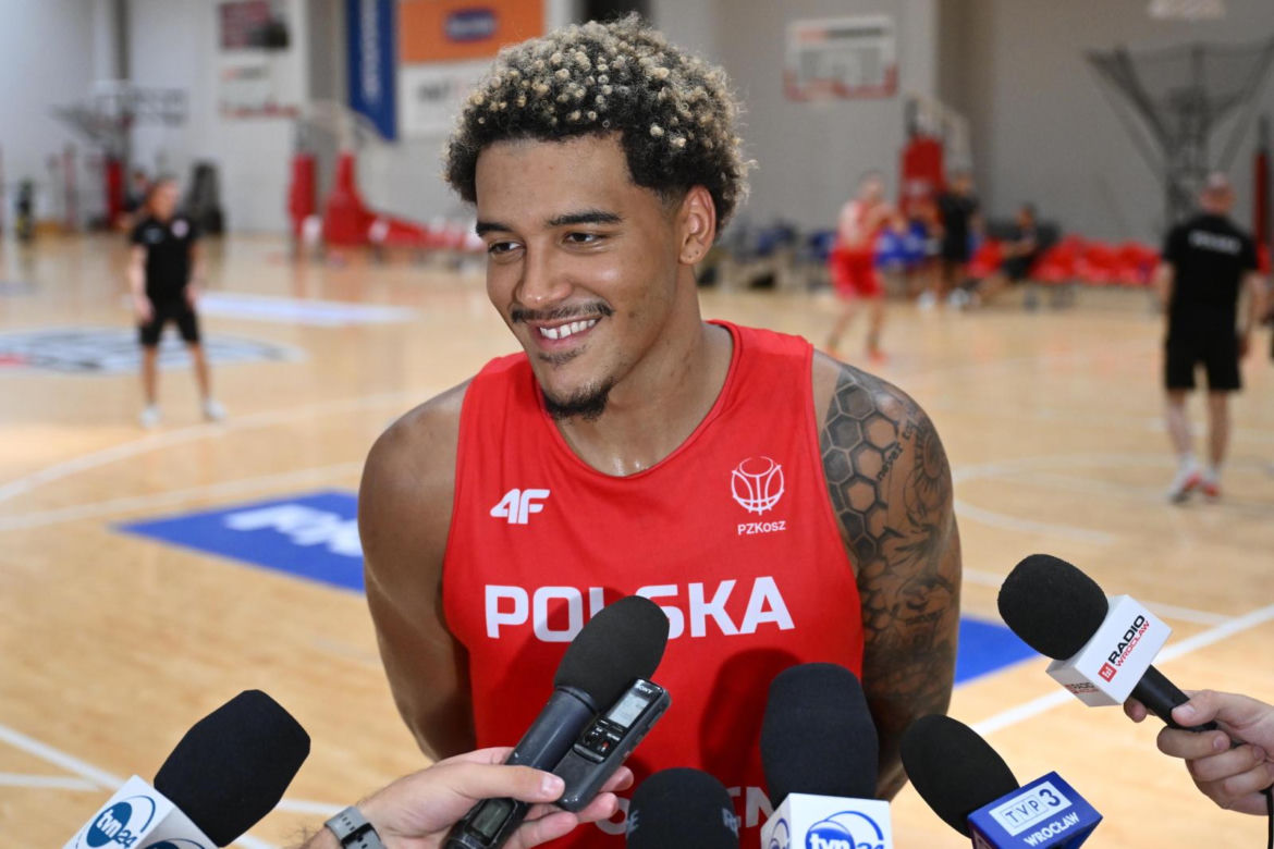 Jeremy Sochan trenuje z reprezentacją Polski we Wrocławiu. Zobacz zdjęcia. Kiedy mecze o Igrzyska Olimpijskie?